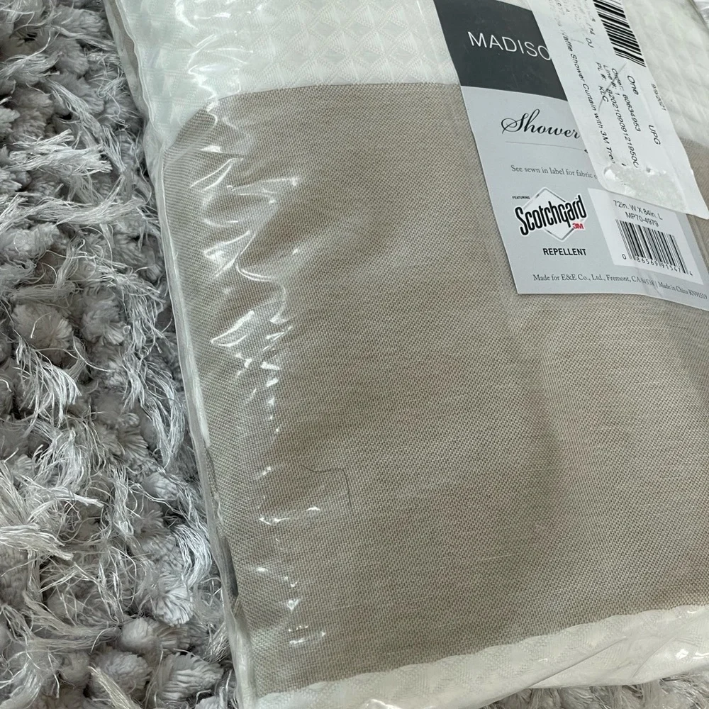 New with tag MADISON PARK SPA WAFFLE SHIWER CURTAIN w/SCOTCHGARD REPELLENT TAUPE